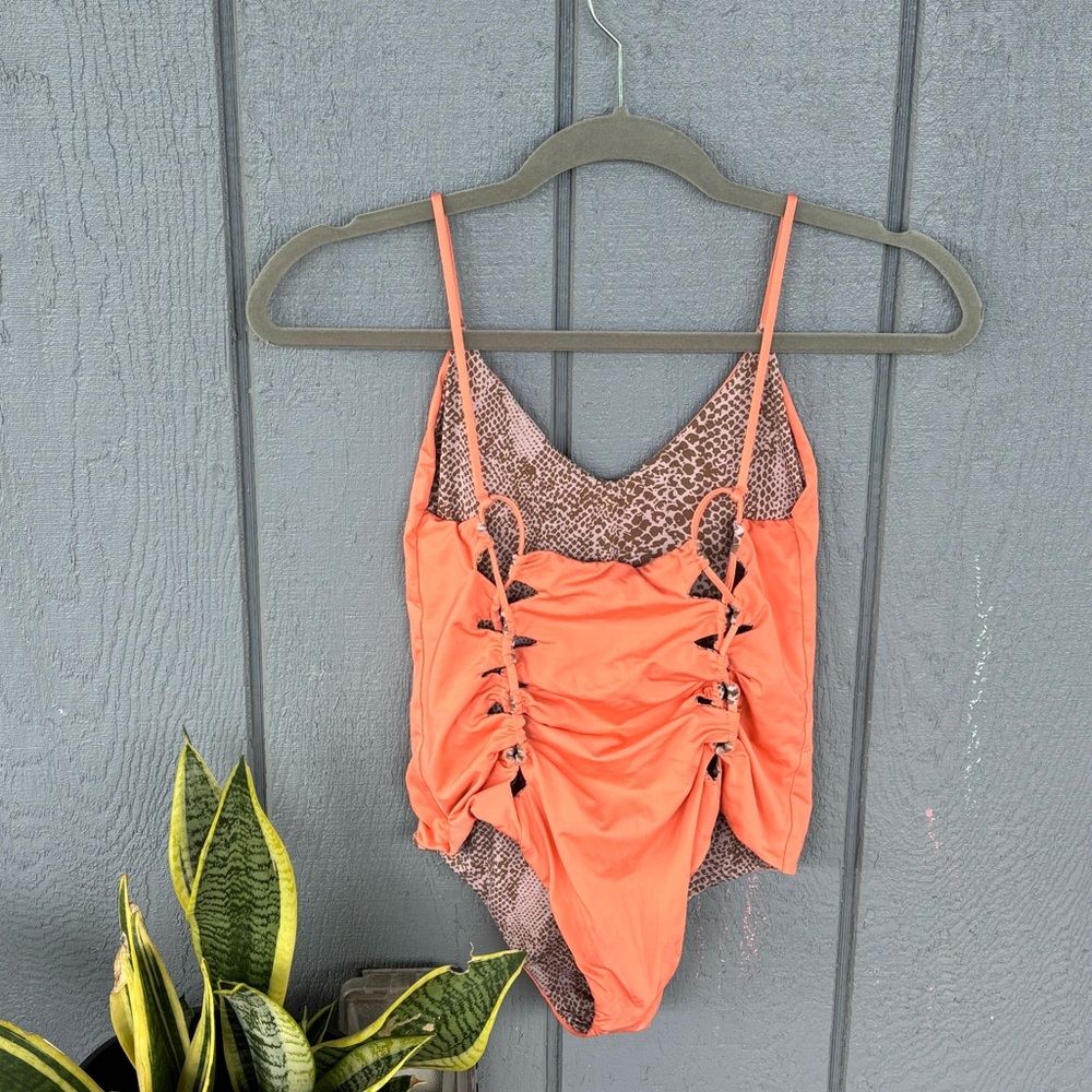 Acacia banyans one piece
